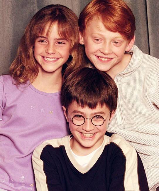 A Harry Potter című filmek sztárjai, még a kezdetek kezdetén.