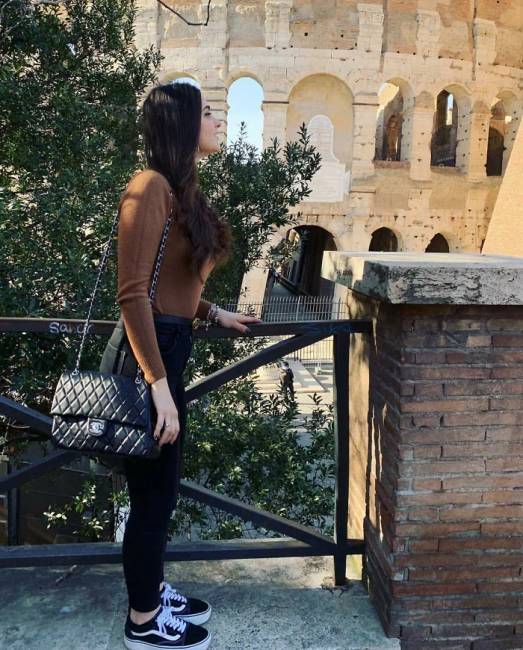 Olyan testet készített magának, hogy még a Colosseum is meghajlott.