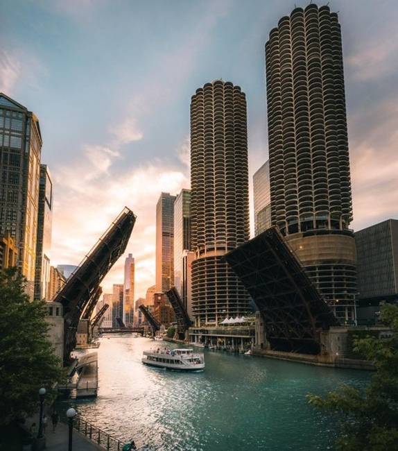 „Még csak tanulom a fényképezést, de nagyon büszke vagyok erre a chicagói fotómra."