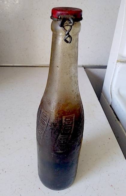 „Találtam egy 1941-es Pepsi kólás palackot, ami még sosem volt kibontva."
