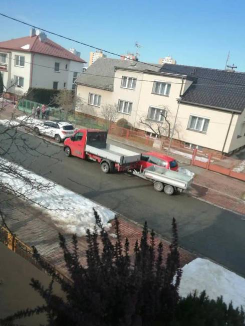 17 érdekes fotó, amelyek megmutatják, kinek vannak rossz szomszédai, és kinek jók