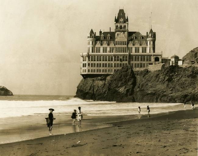 Cliff House Hotel, San Francisco, USA