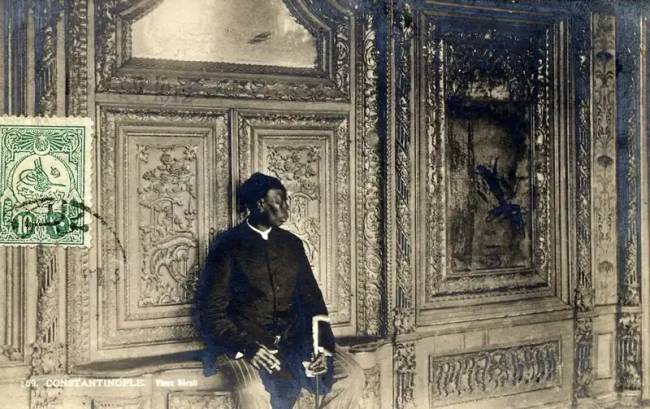 II. Abdul Hamid oszmán szultán háremének főgondnoka. (1912)
