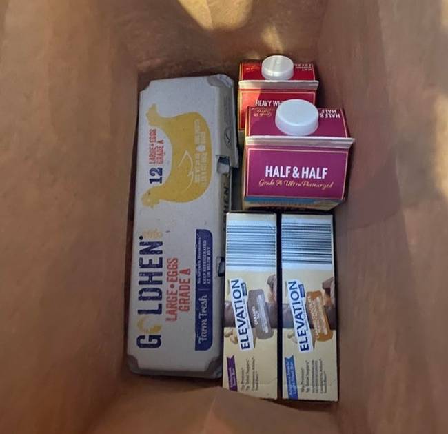 „Semmi sem nyugtatóbb, mint élelmiszervásárlás közben a zacskóba pakolni."