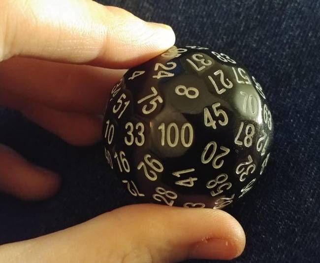 „Apámnak van egy 100 oldalú dobókockája."