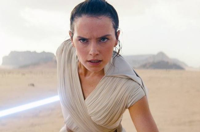 Csillagok háborúja VII: Az ébredő Erő - kellemetlen hír Daisy Ridley-nek