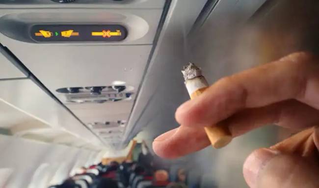 Miért lehetett korábban szabadon cigarettázni a repülőgépeken, és most miért tilos?