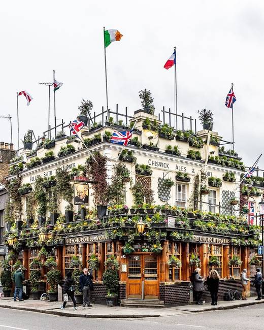 The Churchill Arms Pub - Kensington, London