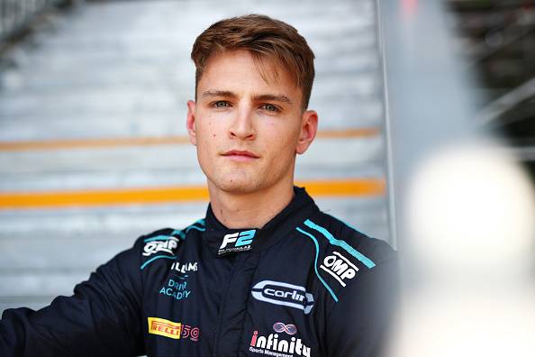 Válaszolj néhány kérdésre, és megmondjuk, hogy melyik F1 pilótára hasonlítasz