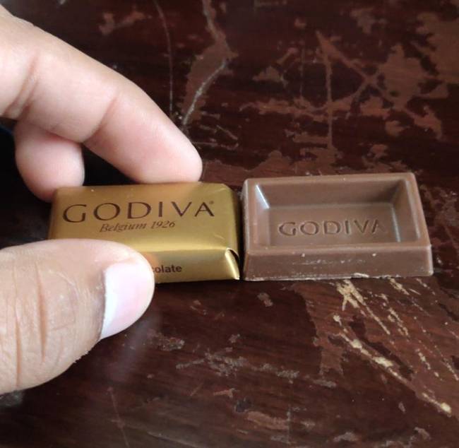 A csokoládé jóval kiábrándítóbb, mint azt a csomagolása sejteti.