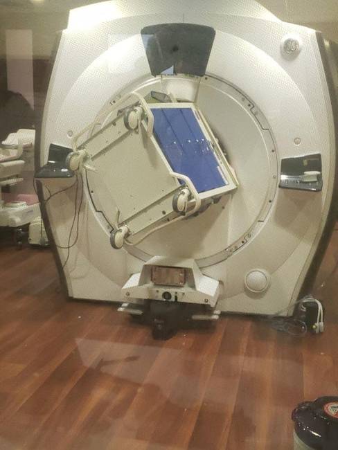 Amikor nem figyelnek kellően a biztonsági óvintézkedésekre az MRI használatakor.