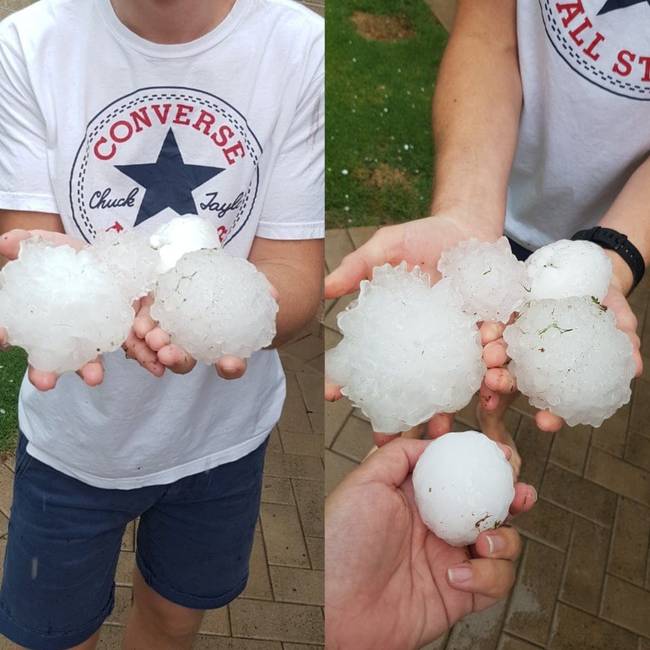 Az ausztráliai Brisbane-ben hullott jégeső. 😯