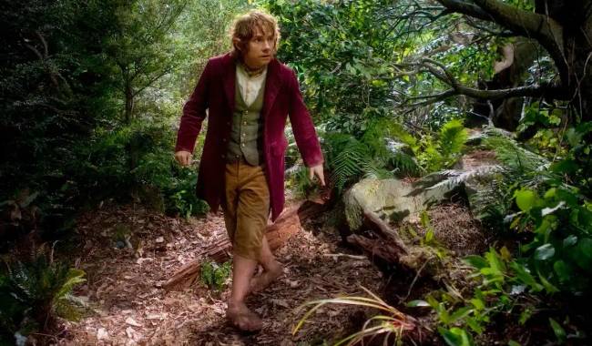 A Gyűrűk Ura: Miért hordanak a hobbitok ruhát, de cipőt nem?
