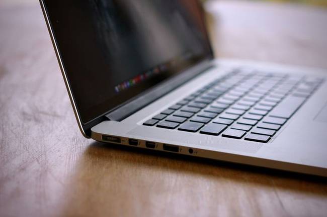 USB-portok a MacBook-okon