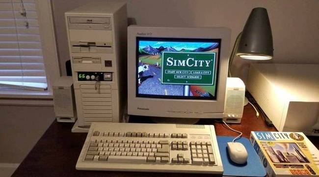 A legendás SimCity játék, amiből megszületett aztán később a The Sims.