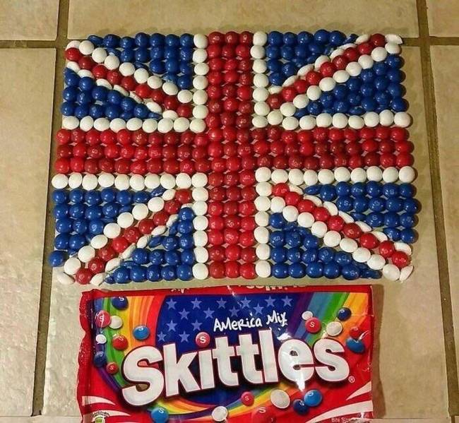 Brit zászló a direkt amerikai színekben gyártott Skittles drazséból.