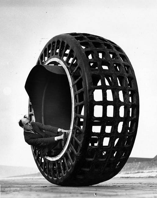 Egykerekű elektromos motor 1932-ből.