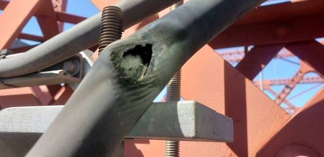Kanadában olyan meleg van, hogy az elektromos vezetékek egyszerűen olvadni kezdtek.