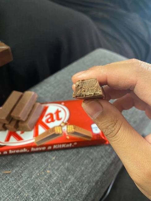 „Vettem egy KitKat-et, és az egyik szeletben nem volt ostya."
