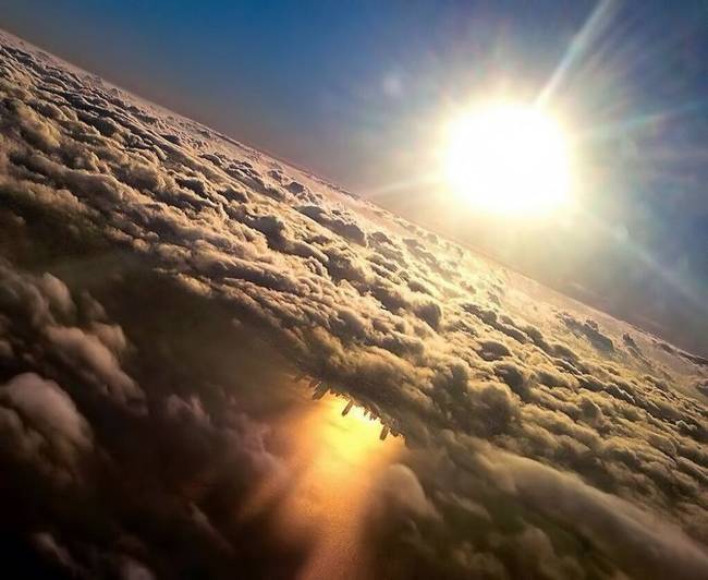 Chicago tükröződése a Michigan-tavon.