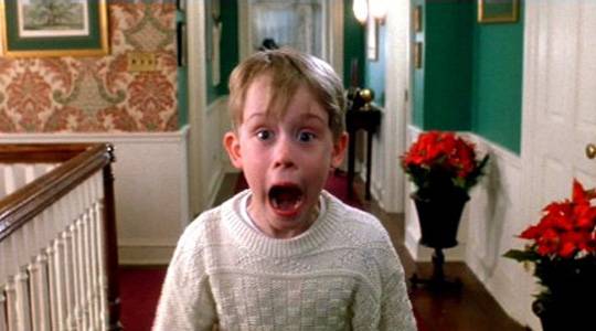 A Reszkessetek betörők! című film Kevinjét alakító Macaulay Culkin ma idősebb, mint a filmben szereplő betörő, Marv.