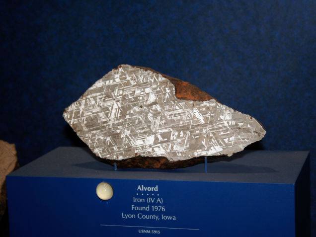 Az Alvord névre keresztelt meteorit belseje.