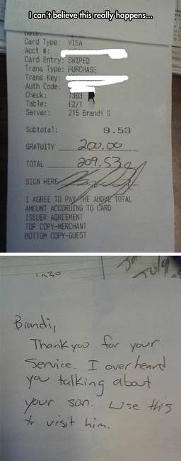 Egy vendég 200 dolláros borravalót hagyott a pincérnőnek, hogy el tudjon utazni meglátogatni a fiát.