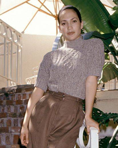 Jennifer Lopez, 1992-ben.