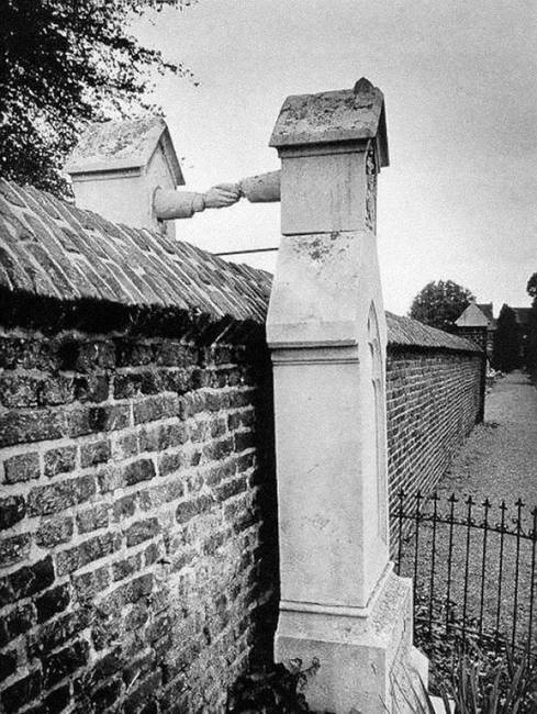 Egy katolikus férj és egy protestáns feleség sírhelye, Hollandiában. (1888)
