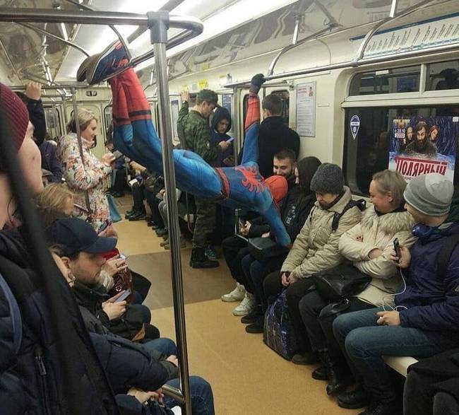 Még szoknia kell a földi gravitációt.
