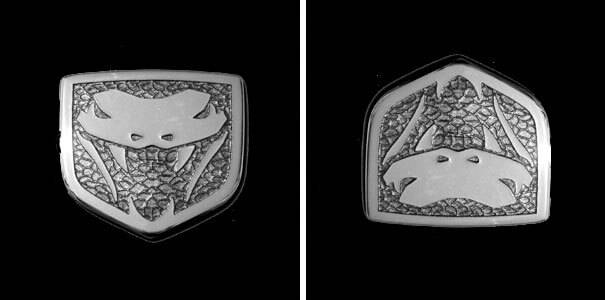 A Dodge Viper logója megfordítva épp úgy néz ki, mint Dodó kacsa csőre.
