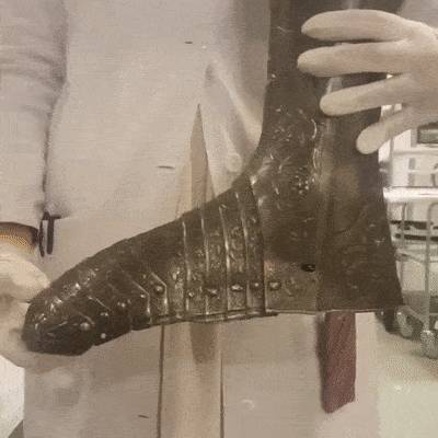 A lovagi páncélok meglepően rugalmasak voltak.