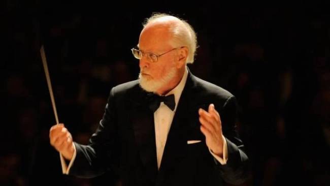 Miután Steven Spielberg megmutatta a Schindler listáját (1993) John Williams zeneszerzőnek, és megkérte, hogy készítsen hozzá zenét, Williams azt mondta, hogy nála jobb zeneszerzőre van ehhez szükség, mire Spielberg így válaszolt: „Tudom, de ők mind halottak’’.