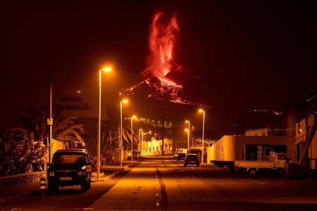 Vulkánkitörés La Palma szigetén.