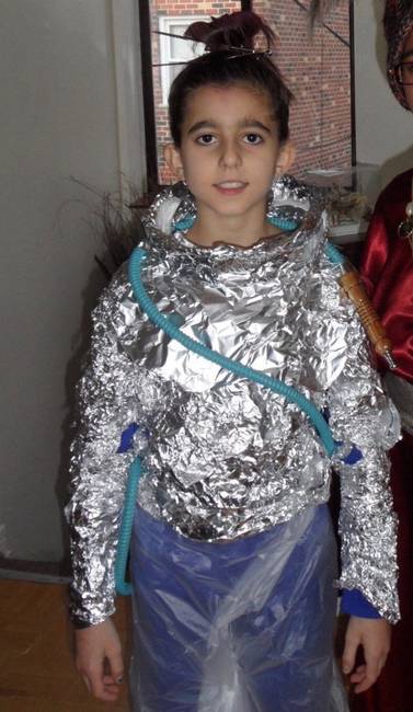 „Még mindig nem akarom elhinni, hogy anyám egyszer vízipipának öltöztetett be halloweenkor."
