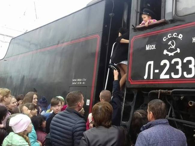 Egy masiniszta, magas erkölcsi felelősségérzettel.