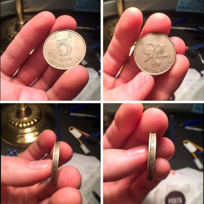 Hongkongban 1993 és 2017 között ilyen vastag 5 dolláros érméket bocsátottak ki.
