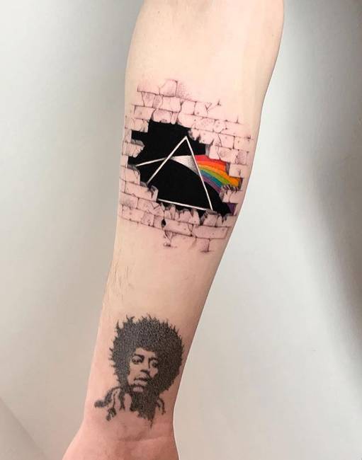 3D Pink Floyd szimbólum.