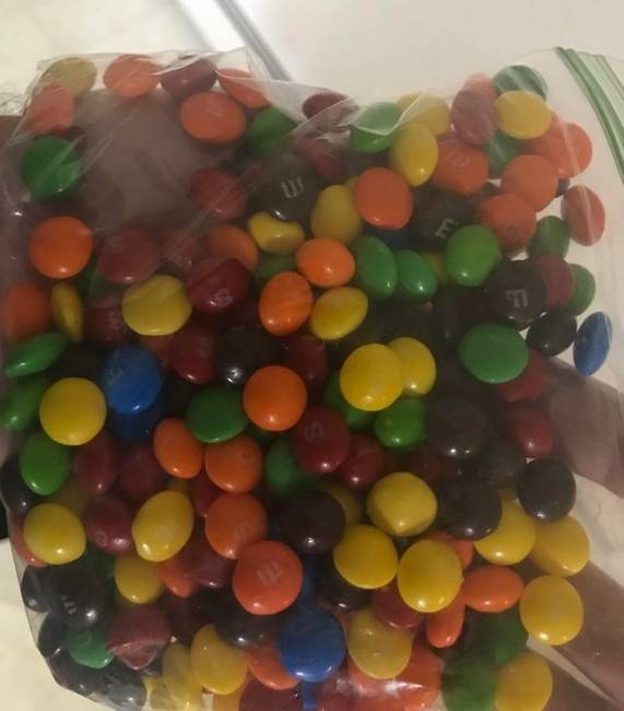 „A feleségem úgy gondolja, hogy elfogadható összekeverni az M&amp;M’s-t a Skittles-el."