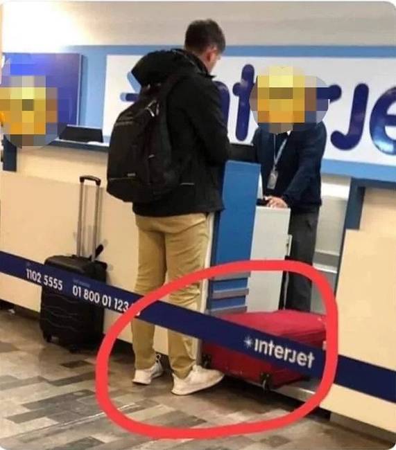 A srác, aki valószínűleg még soha nem fizetett extra költséget a repülőtereken a poggyásza súlya miatt.