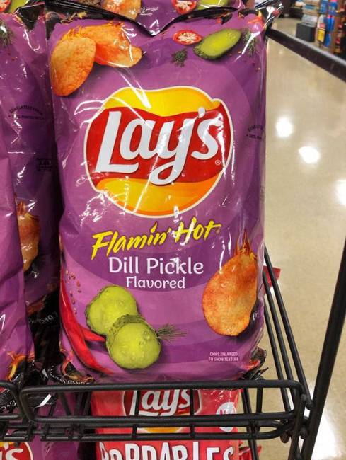 Fűszeres-savanyú uborka ízű chips? Miért?