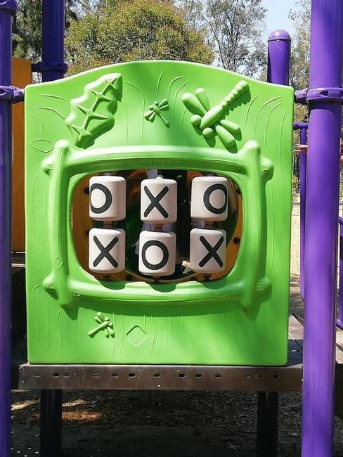 A tic-tac-toe játék, amiben sosem lehet nyerni, hacsak nem hagyják egymást a felek.