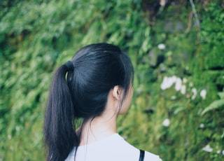 photo 1565152521075 898a558e3a10