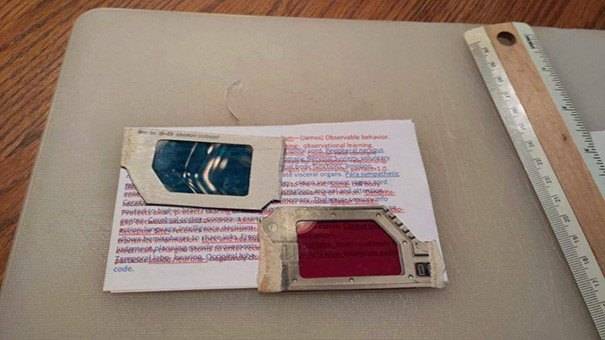 Hidegháborús kém módszereket idéző technika… 😀