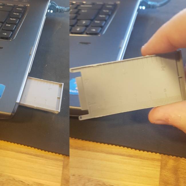Rejtett vonalzó egy laptop belsejében.