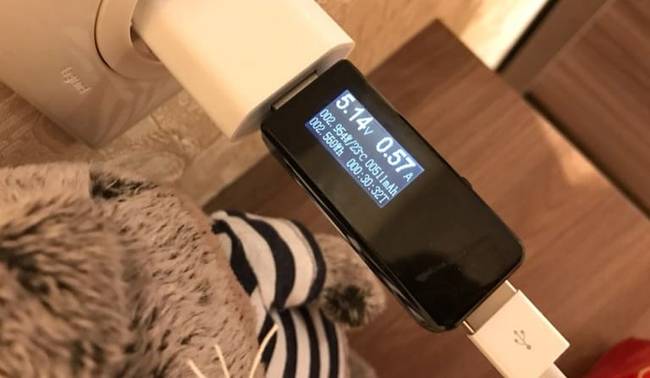 7 az 1-ben USB-s voltmérő