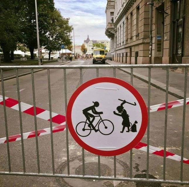 Segíts megérteni nekünk: miért nem lehet pontosan behajtani ide biciklivel?
