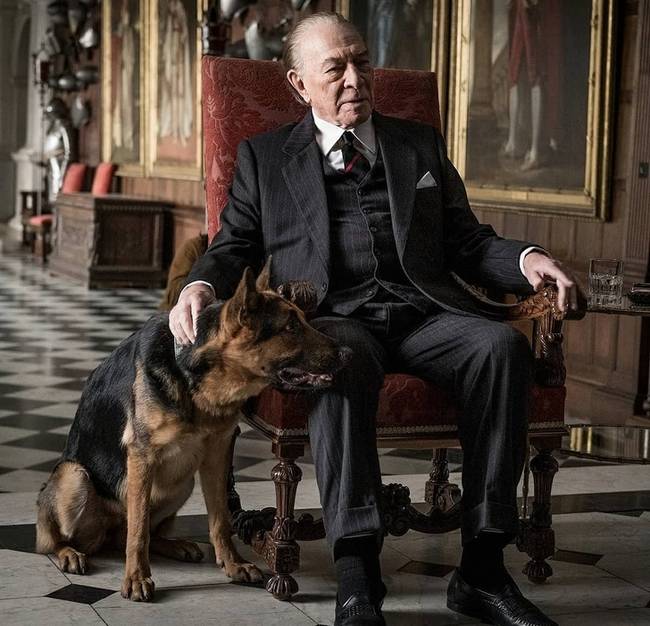 Idős korára Getty felért a fukarság csúcsár, még az írószereken is spórolt: volt, hogy többször is ugyanazokat a borítékokat használta, vagy a bélyegeket átragasztotta, de még a bélyegekhez használt ragasztót is olyan mértékben felhígította, hogy alig akartak ráragadni a borítékokra.