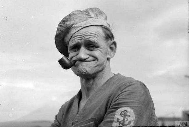 1940: Frank “Rocky” Fiegel, brit tengerész. Igen, róla mintázták a híres mesehőst, Popeye-t.
