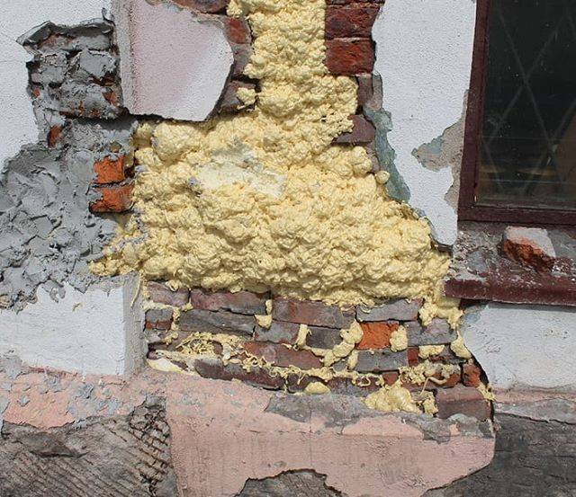 Mindent be lehet foltozni.